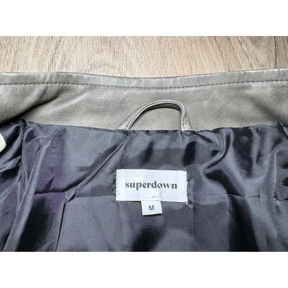 Superdown Womens Moto Jacket Grey Cream Distressed Faux Leather Racer Size M - Picture 8 of 14